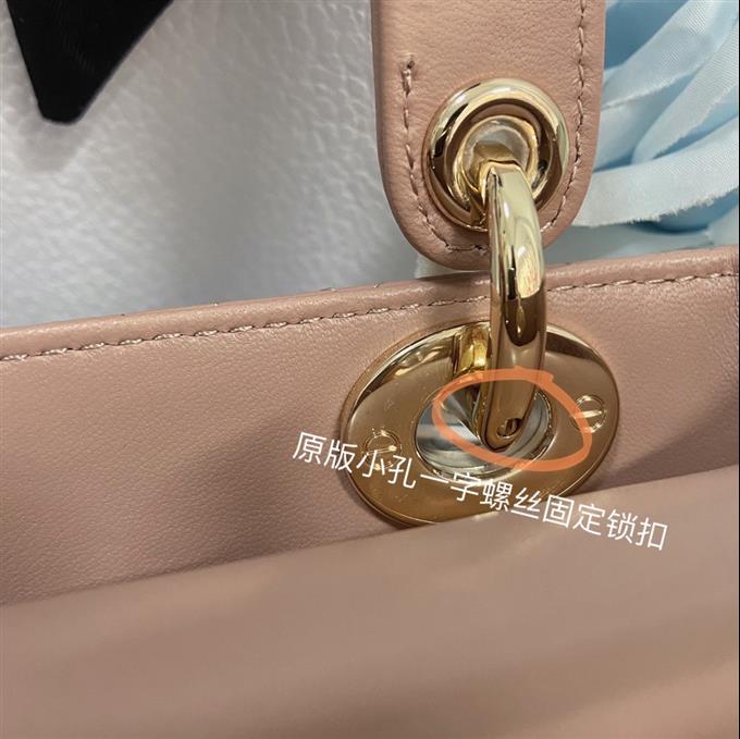 2025228Y650P211717133