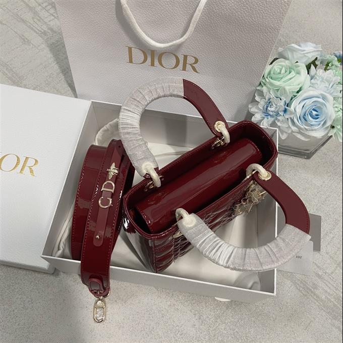 2025228Y650P211717868