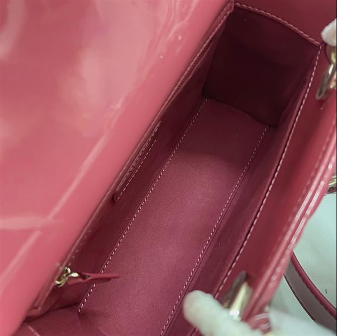 2025228Y650P21171933