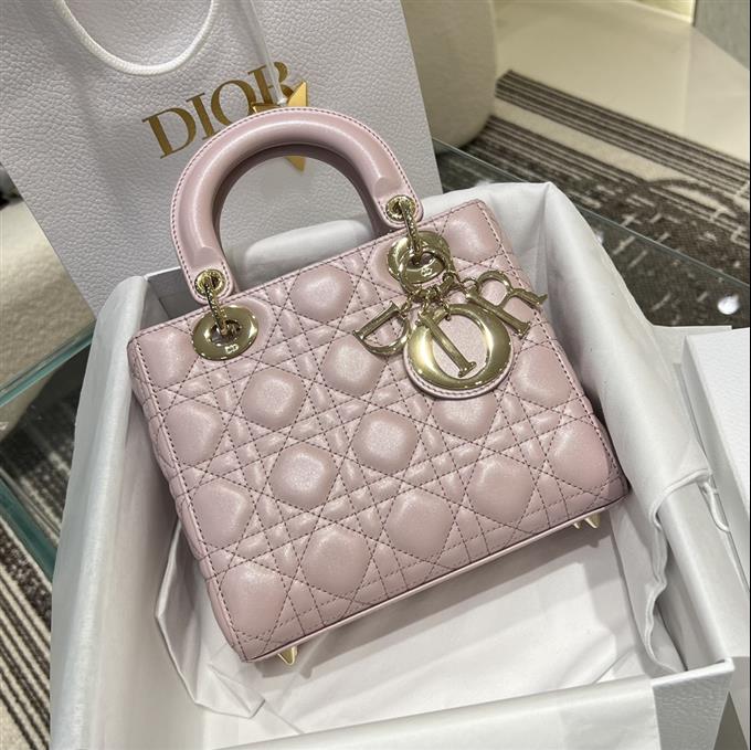 2025228Y650P211722451