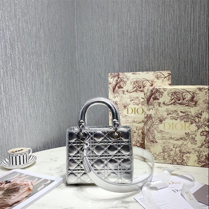 2025228Y680P21161698