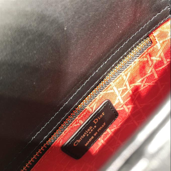 2025228Y680P21161964