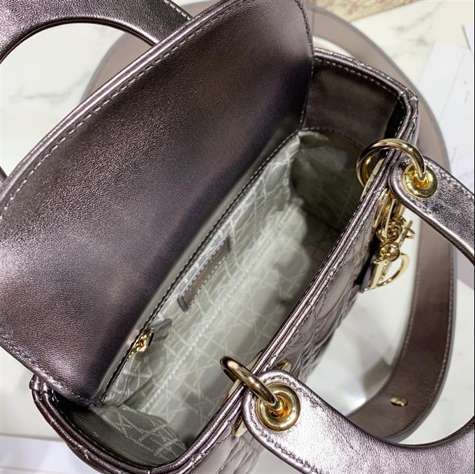 2025228Y680P21162107