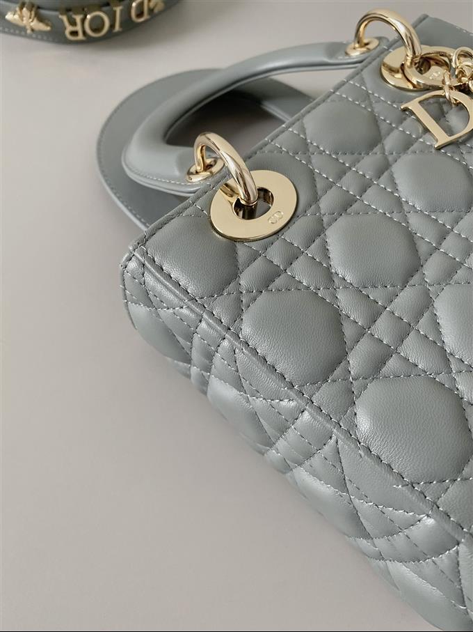 2025228Y680P211722718