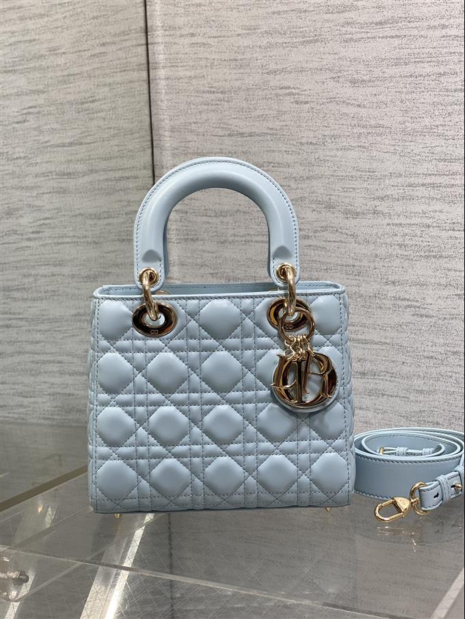 2025228Y700P211611354