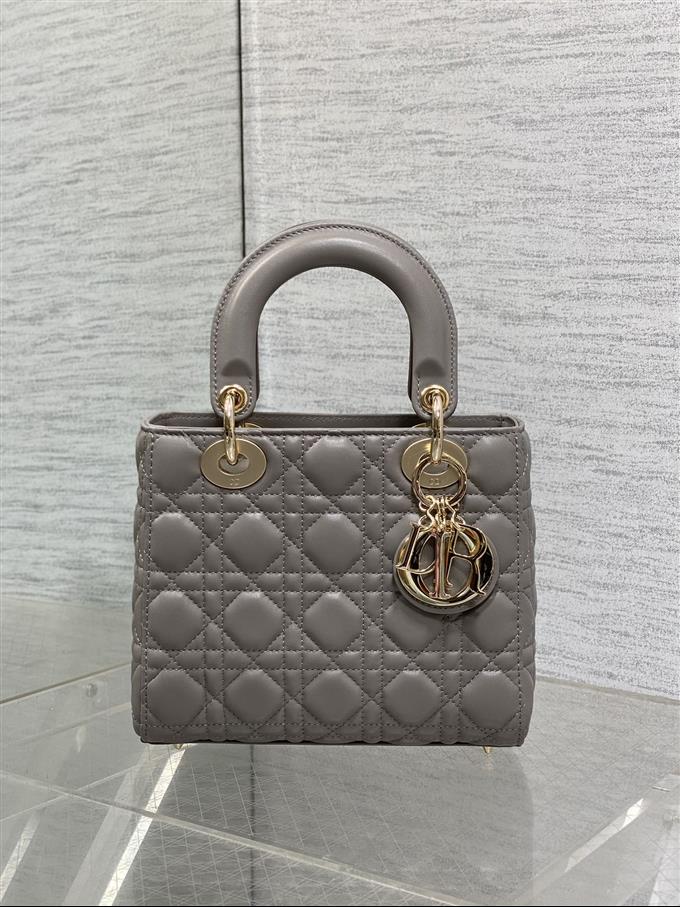 2025228Y700P211611919