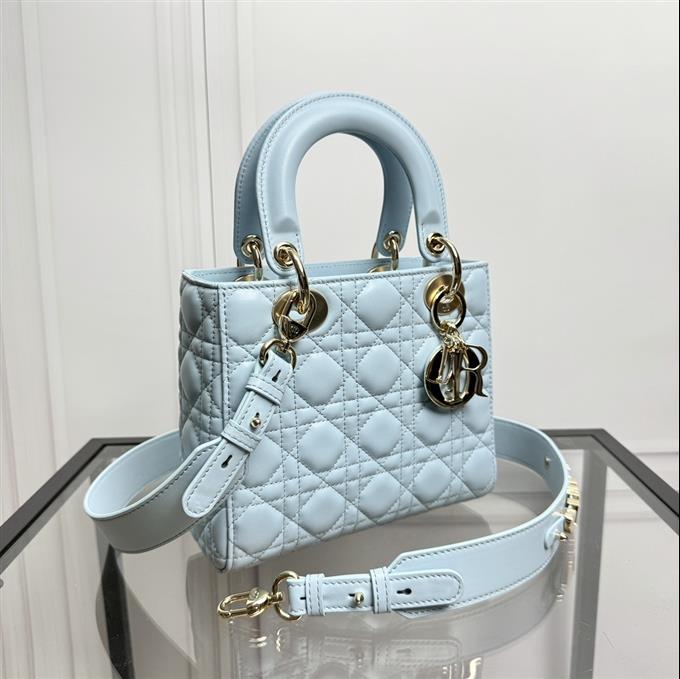 2025228Y700P211612917