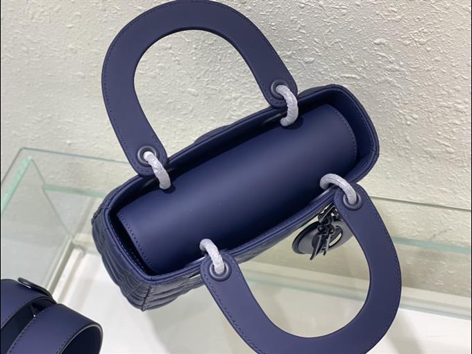 2025228Y700P211613280