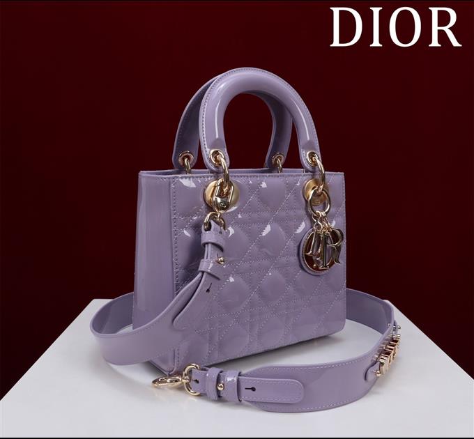 2025228Y700P21169374