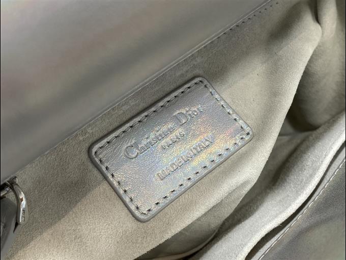 2025228Y700P211723741