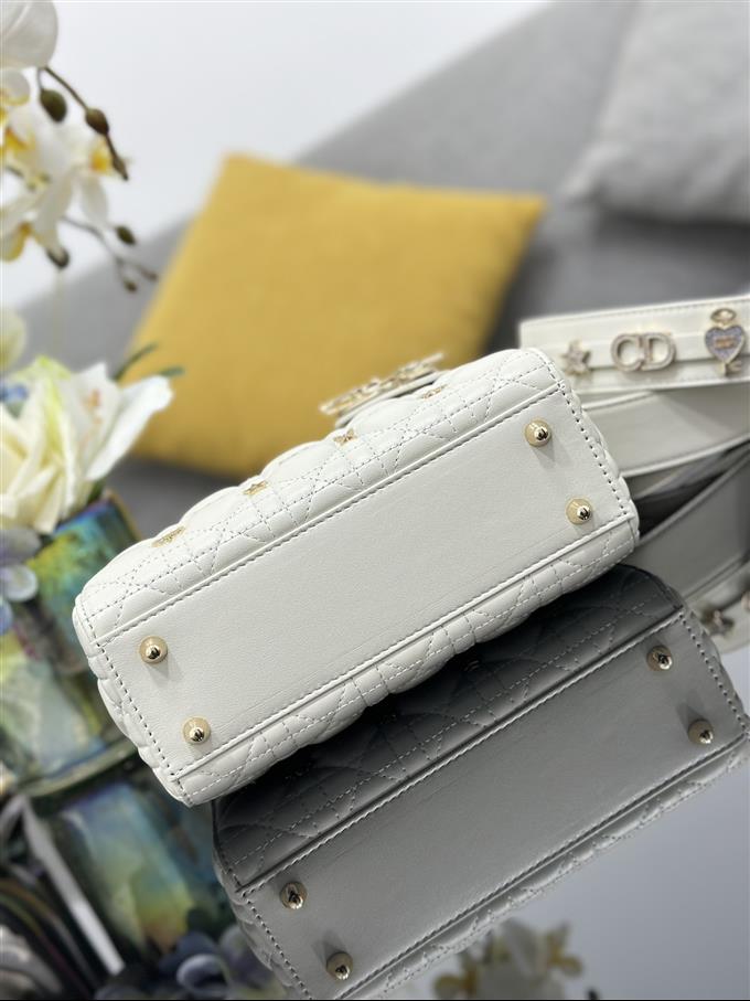 2025228Y920P211616799