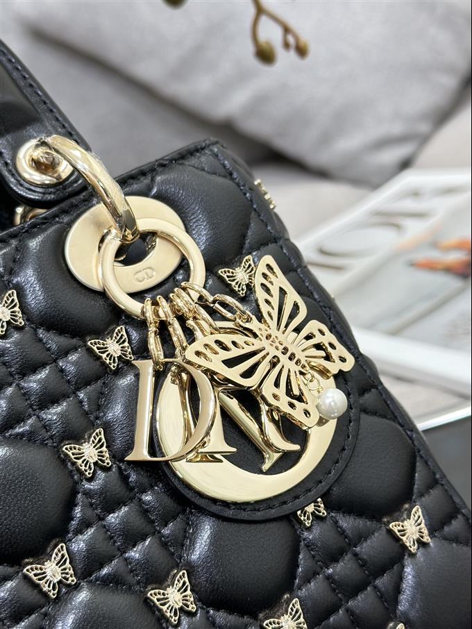 2025228Y920P211617394