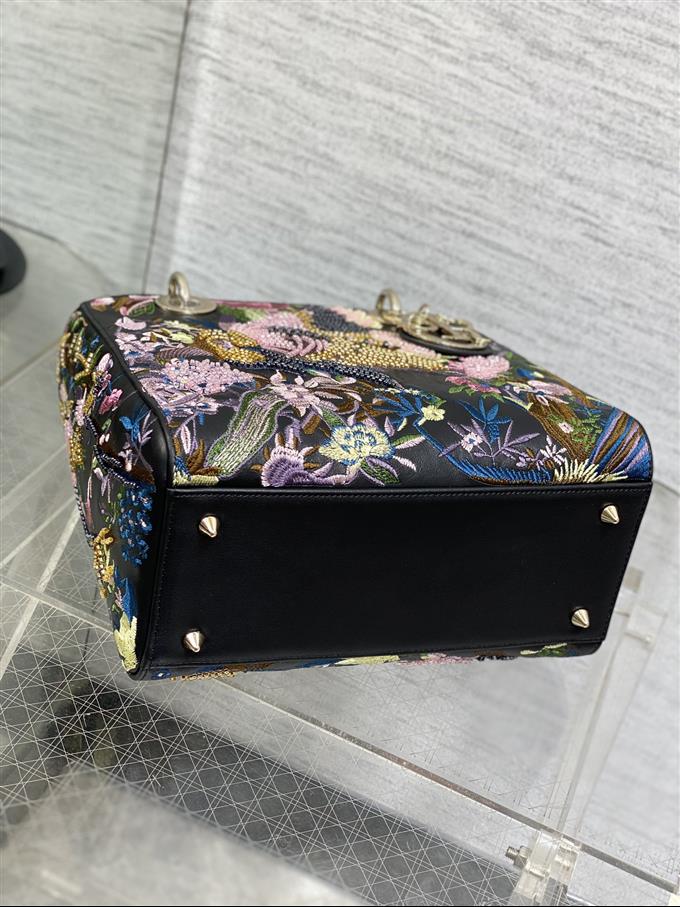 2025228Y1380P205714954