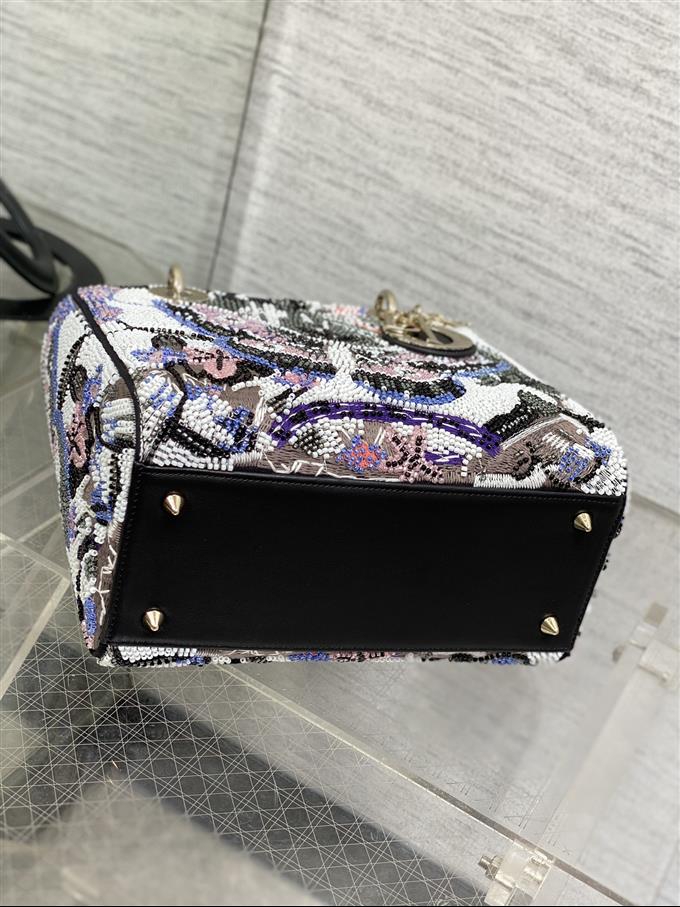 2025228Y1380P205715518