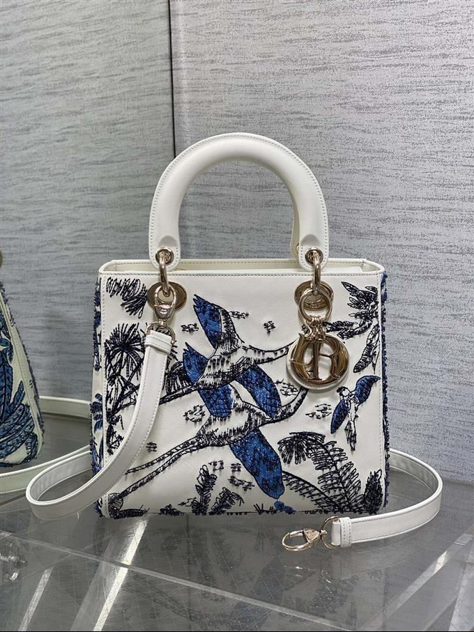 2025228Y1380P205715995