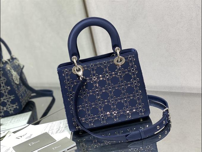 2025228Y550P211344852