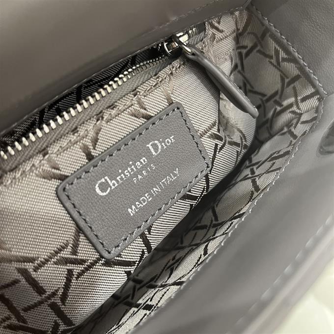 2025228Y600P22439473