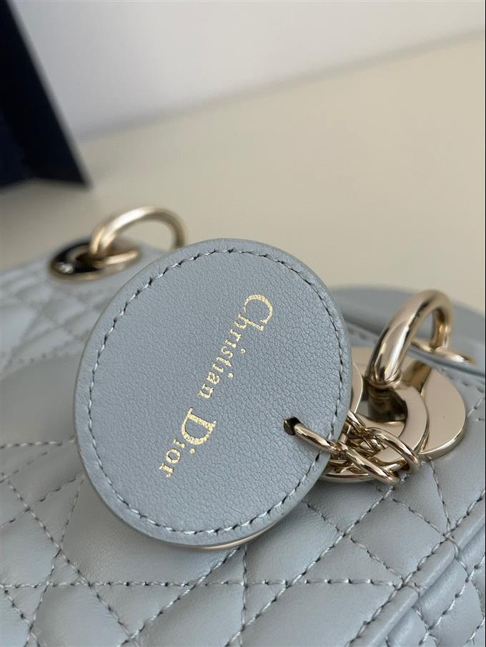 2025228Y600P22439820