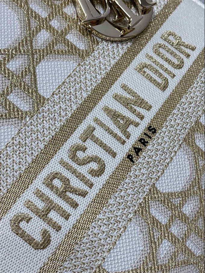 2025228Y620P211344962