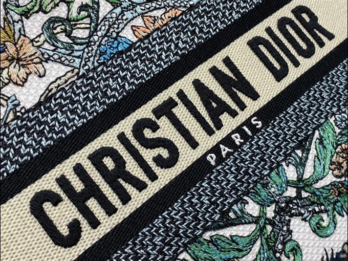 2025228Y650P205714485