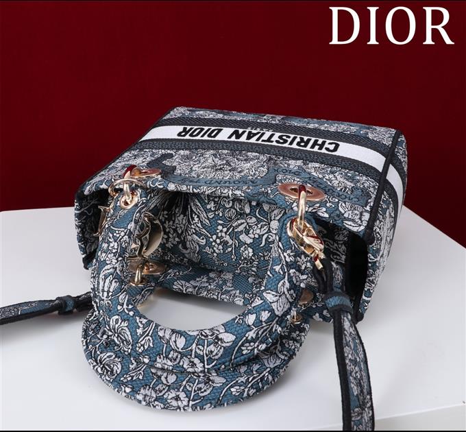 2025228Y650P205717330