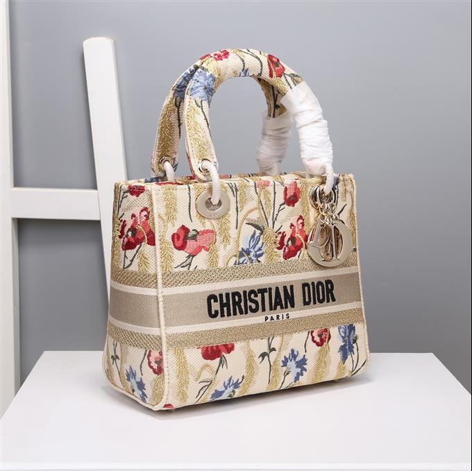 2025228Y650P205717708