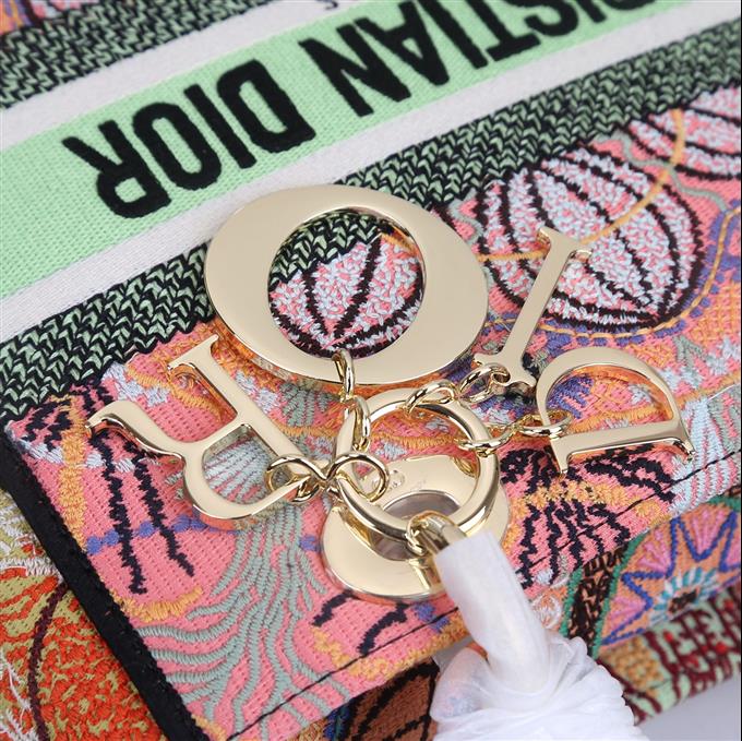 2025228Y650P205717913