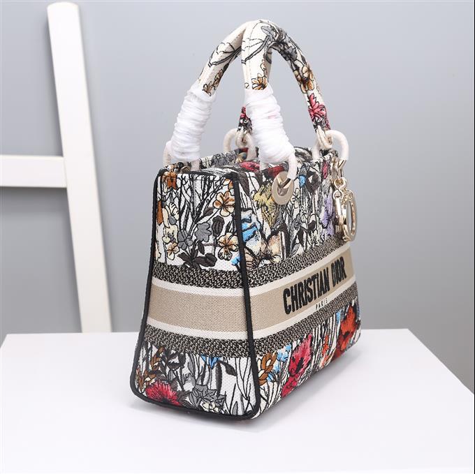 2025228Y650P205718291