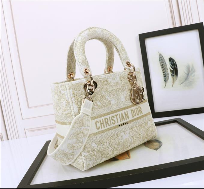 2025228Y650P21133930