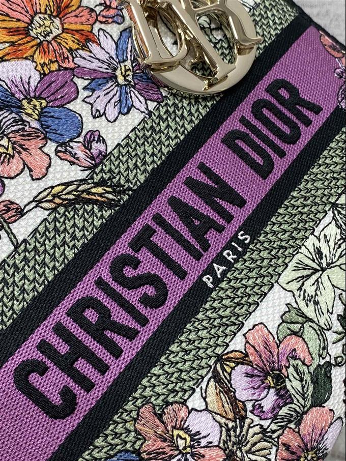 2025228Y650P211340754