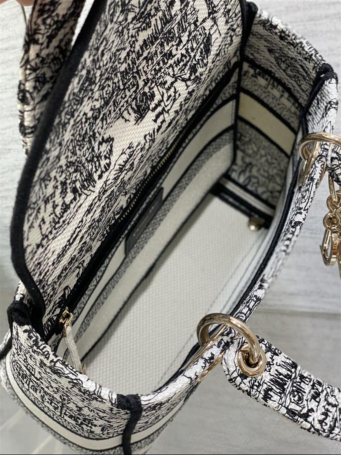 2025228Y650P211341242