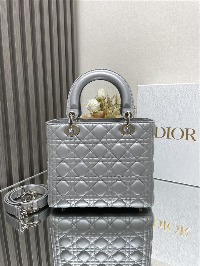 2025228Y700P21134236