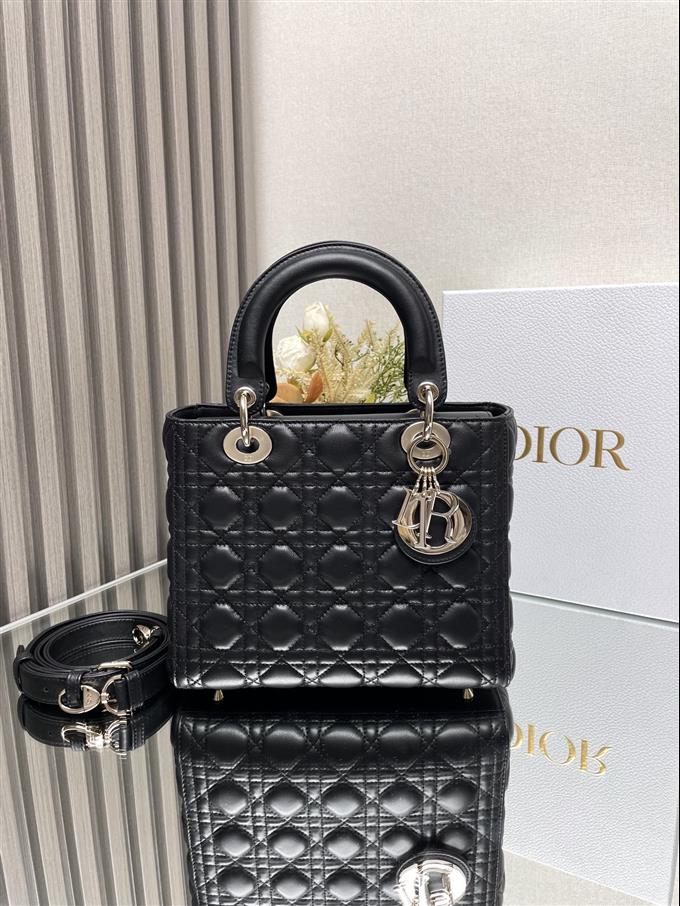 2025228Y700P211347764