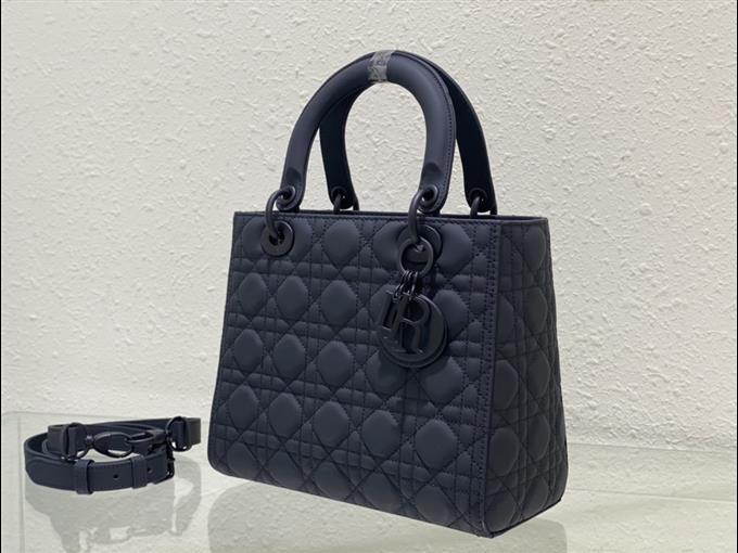 2025228Y700P21134862