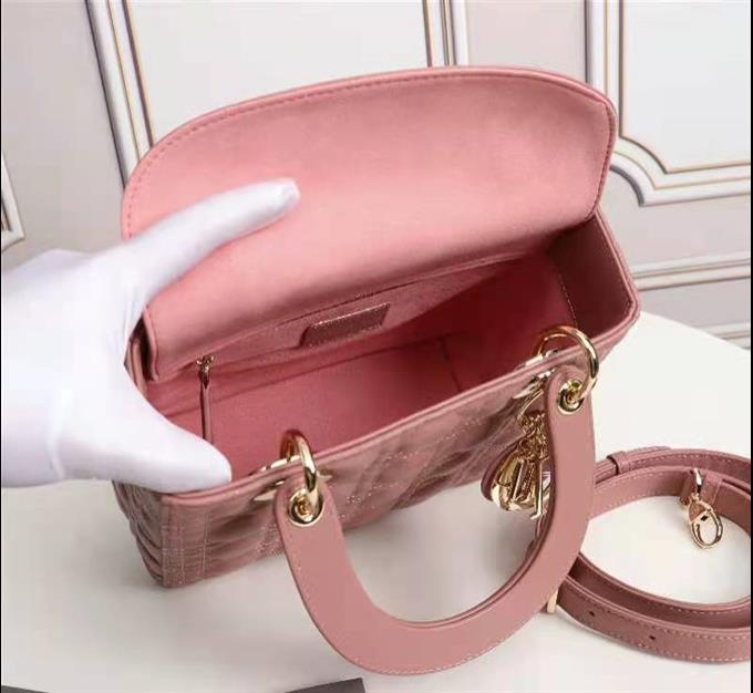 2025228Y700P211348867