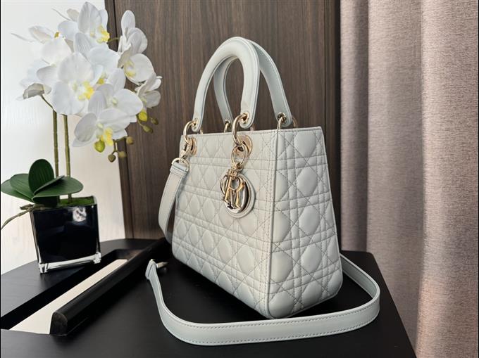 2025228Y700P21134984