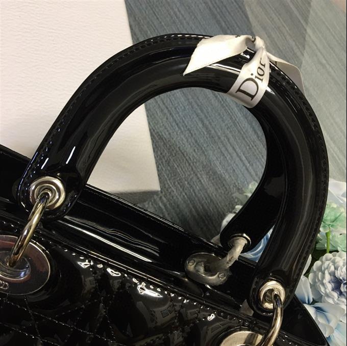 2025228Y700P221320905