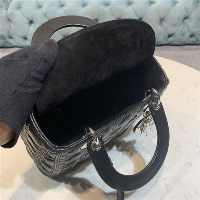 2025228Y700P221321253