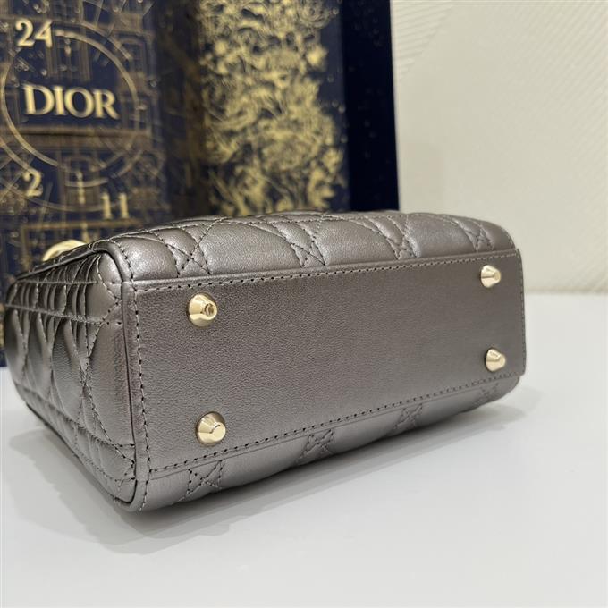 2025228Y700P22441159