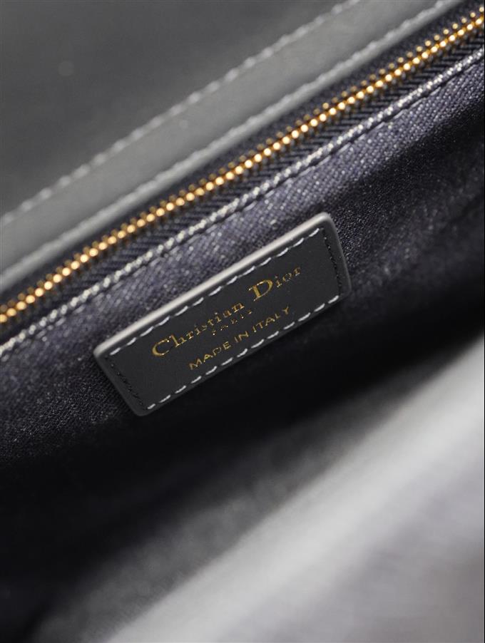 2025228Y730P211342909