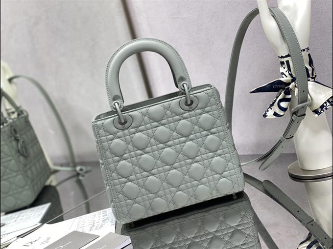 2025228Y750P211353232