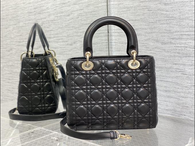 2025228Y750P211354662