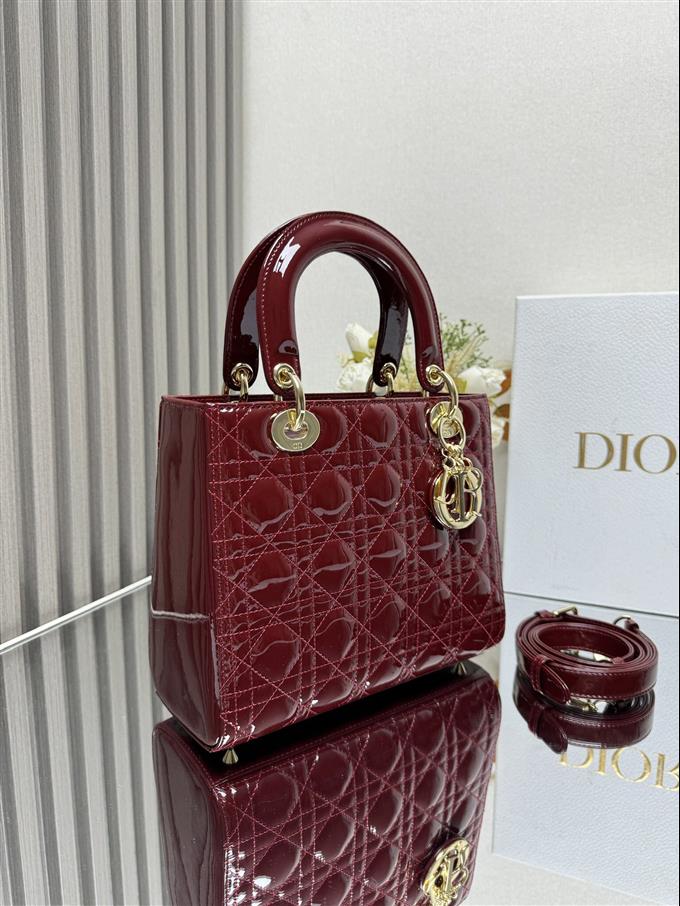 2025228Y750P211358845