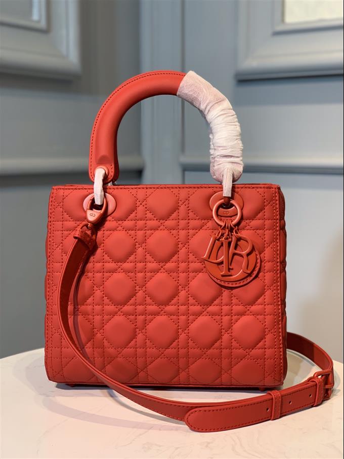 2025228Y750P222255390