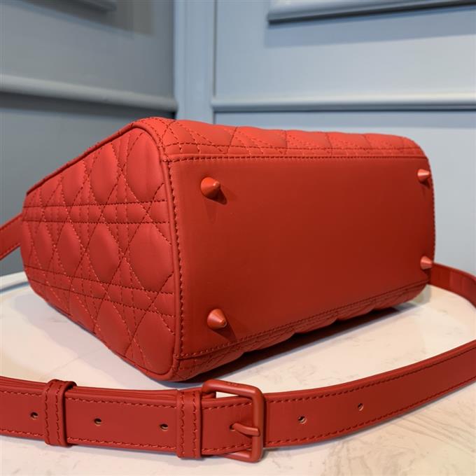 2025228Y750P222255438