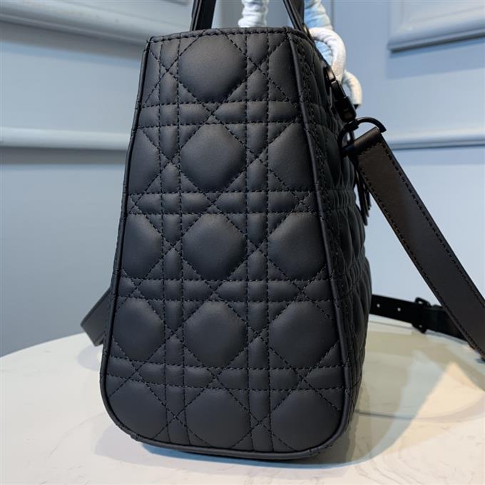 2025228Y750P222256336