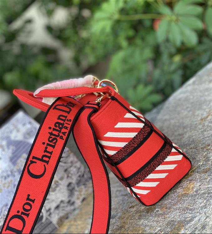 2025228Y900P222254431