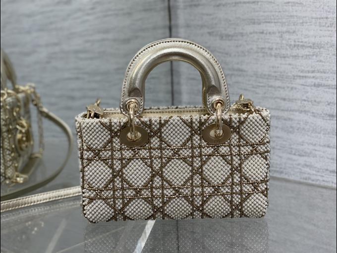 2025228Y1550P222945971