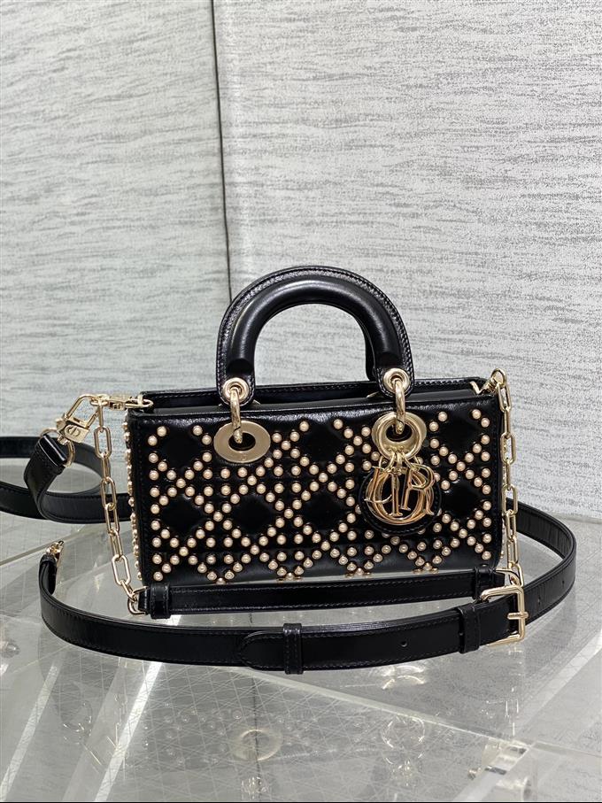 2025228Y1580P22294651