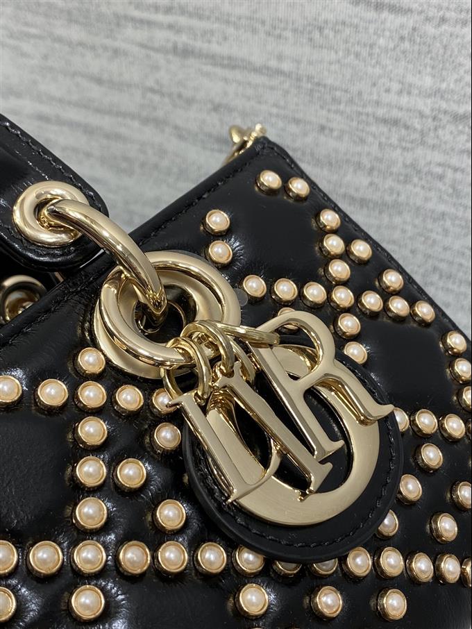 2025228Y1580P22294683